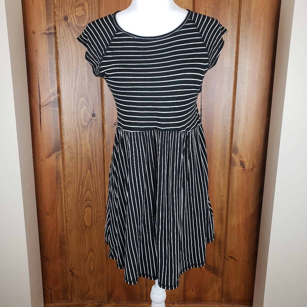 UO Cooperative Dress Striped T-shirt Babydoll size Small